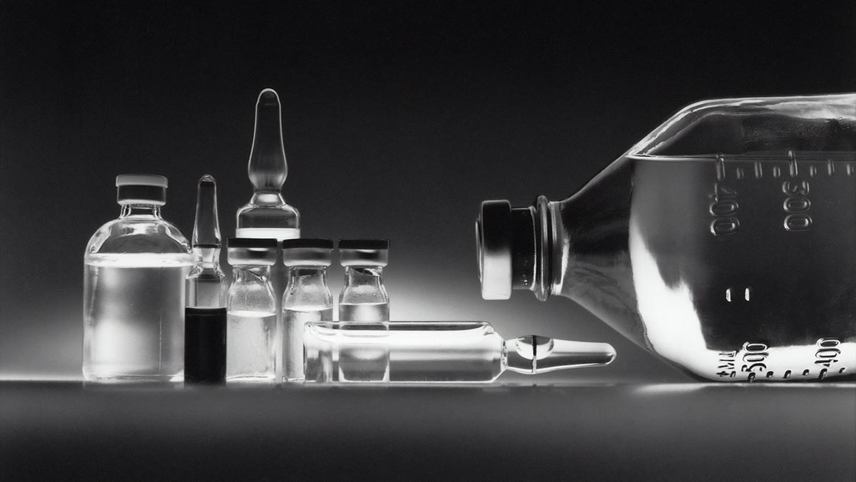 Compact Scrub Sink/Eye Wash for New USP 800 Compliance