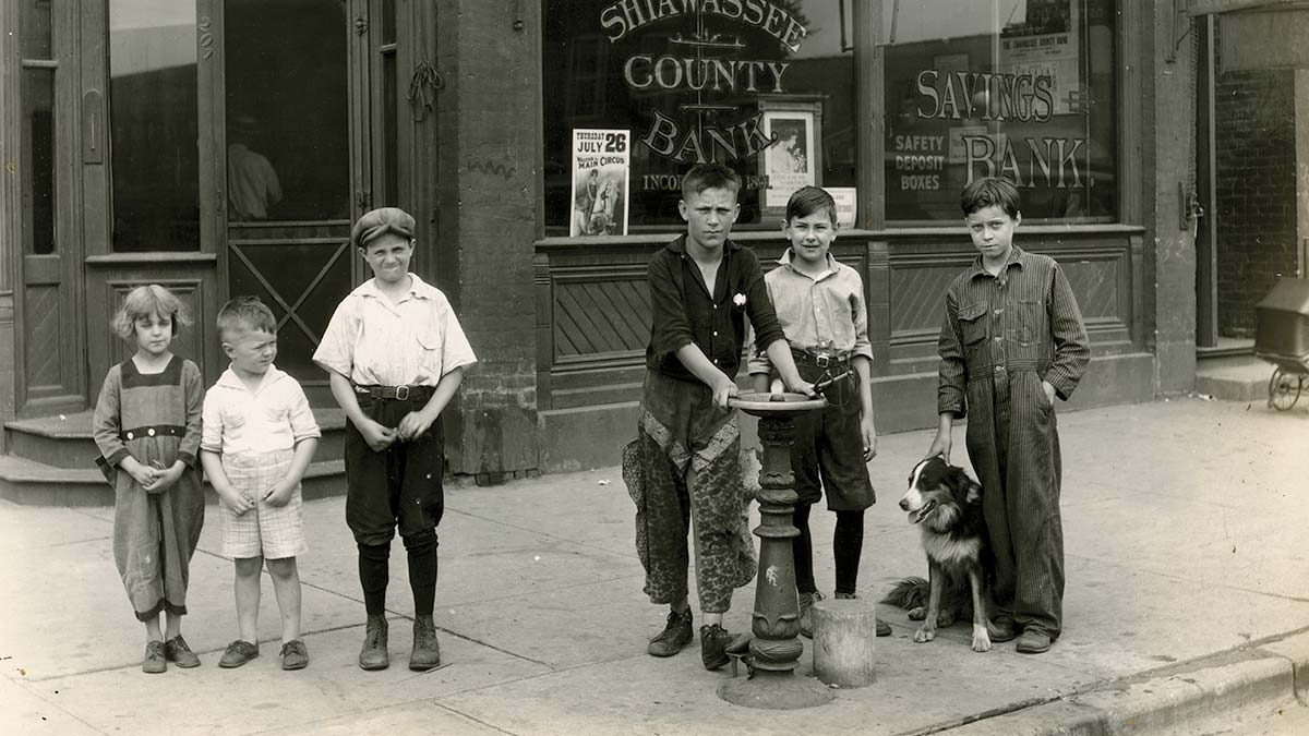 Vintage Murdock Drinking Fountain, Ossowo, Mich.