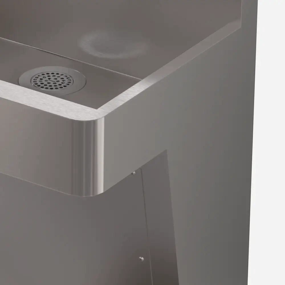 Wh Frontcorner4181 (1)
