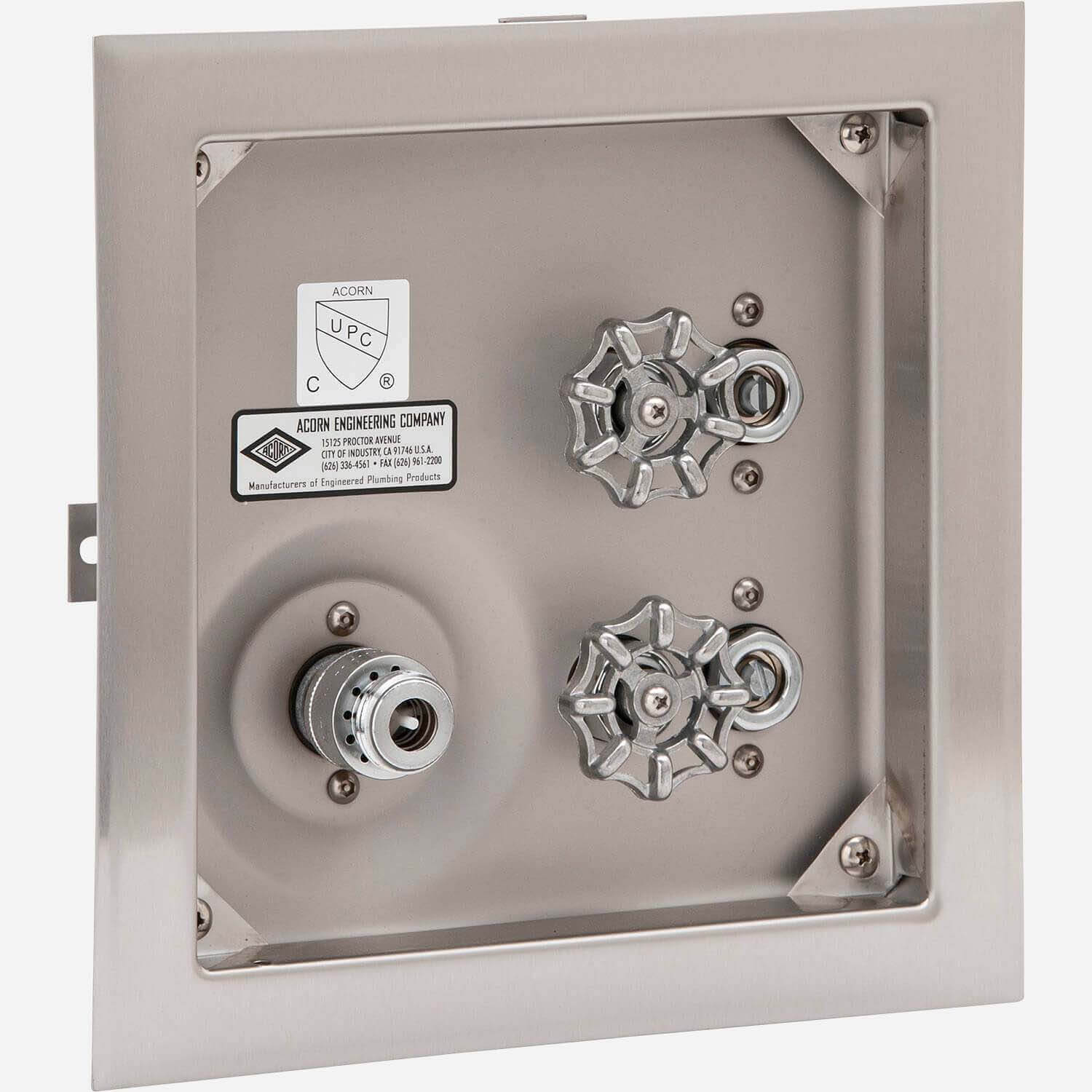 Dual Temp Hose Box with Vacuum Breaker