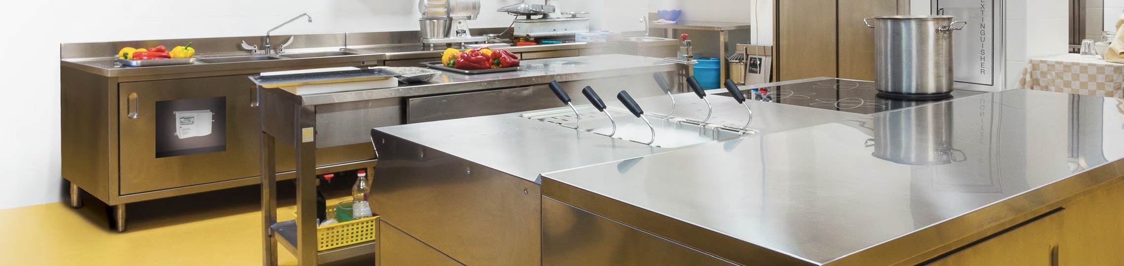 Kitchen Sink With Dishwasher Hero.jpg